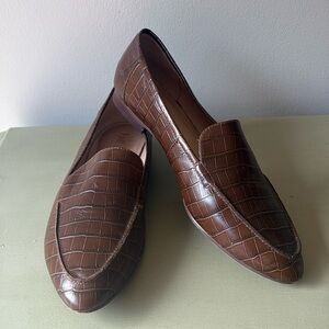 J. Jill Crocodile Embossed Leather Slip-On Loafer in Brown 11 Medium